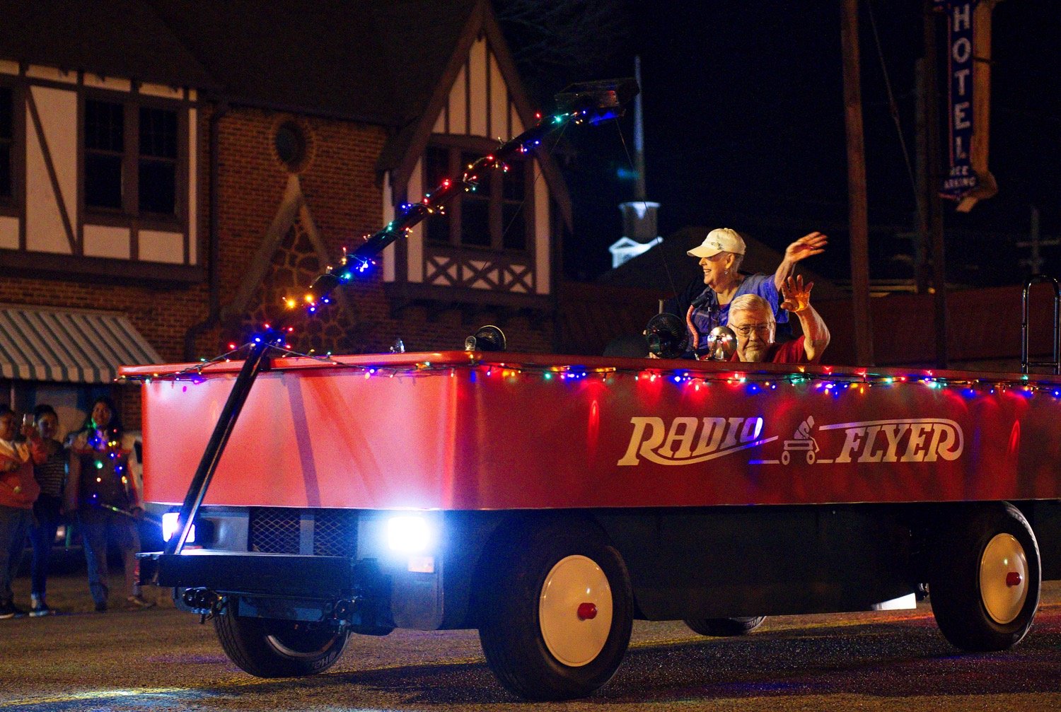 Among the parade contest winners was Richard Sparks’ Radio Flyer, which won the Judges’ Choice Award. [see more of the parade entries]